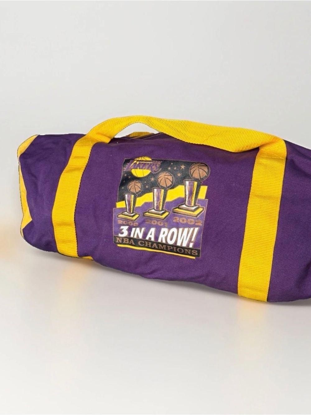 🔥Vintage Los Angeles Lakers Purple & Gold 3-in-a-Row NBA Champions Duffel